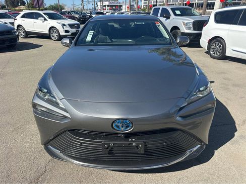 Used 2022 Toyota Mirai XLE w/ Advanced Technology Package image 2
