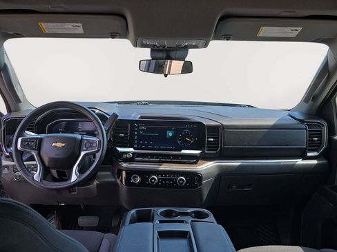 Used 2024 Chevrolet Silverado 1500 LT AWD/4WD image 24