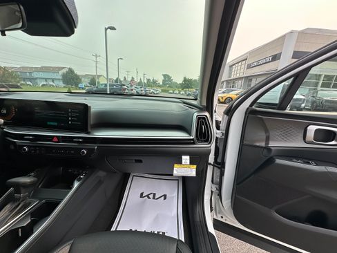 New 2026 Kia Sorento S AWD/4WD image 21