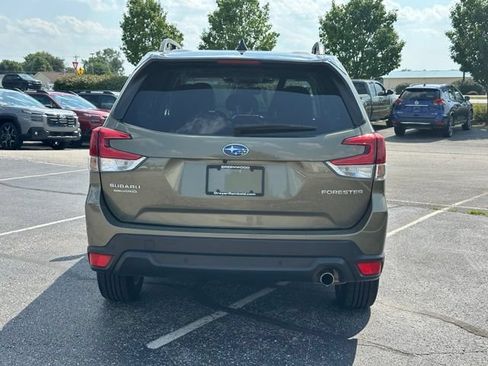 Used 2024 Subaru Forester Limited AWD/4WD image 6