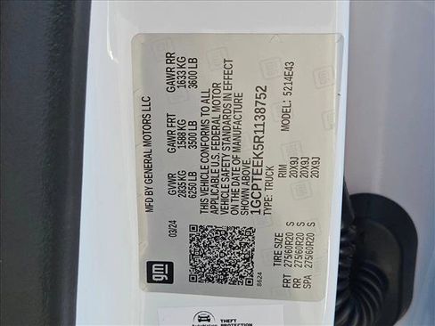 Used 2024 Chevrolet Colorado Trail Boss w/ Technology Package image 25