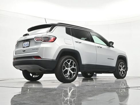 Used 2024 Jeep Compass Limited AWD/4WD image 40