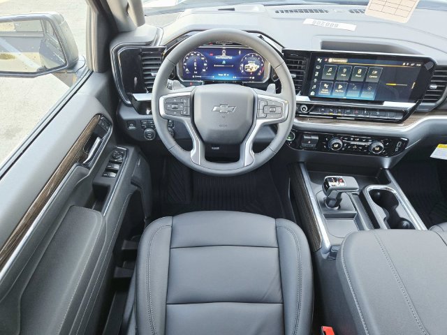 New 2026 Chevrolet Silverado 1500 LT Trail Boss w/ LT Trail Boss Premium Package AWD/4WD image 11