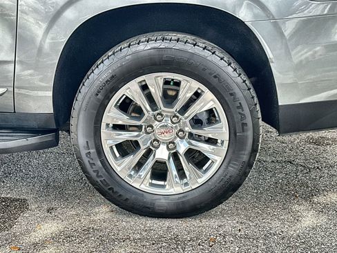 Used 2024 GMC Yukon XL Denali AWD/4WD image 8