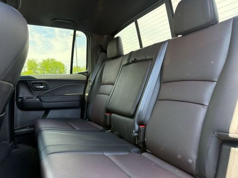 Used 2025 Honda Ridgeline Black Edition image 27