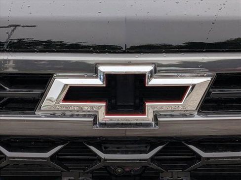 New 2026 Chevrolet Silverado 1500 ZR2 AWD/4WD image 17