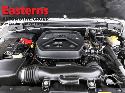 Used 2020 Jeep Wrangler Unlimited Rubicon w/ LED Lighting Group image 7