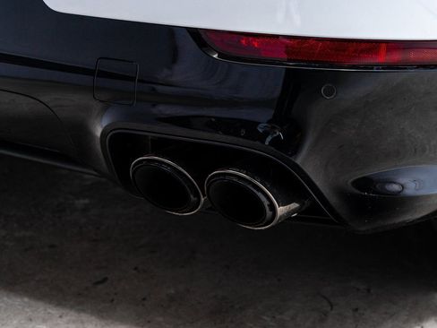 New 2026 Porsche Cayenne GTS image 13