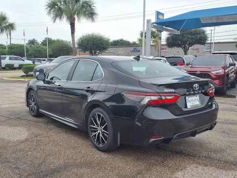 Used 2024 Toyota Camry SE FWD image 23