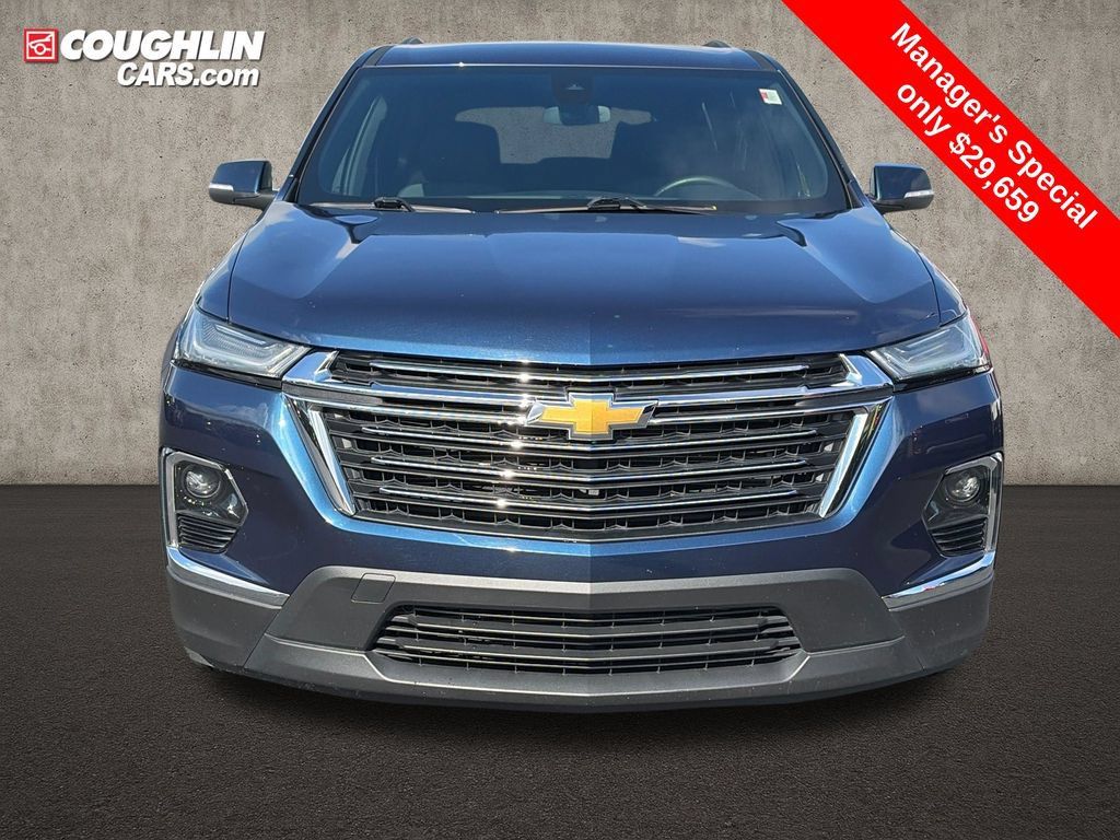 Used 2023 Chevrolet Traverse LT AWD/4WD image 2