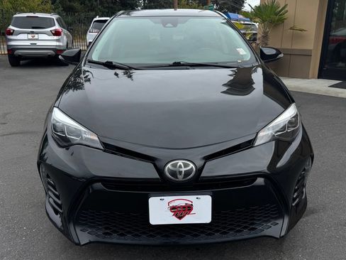 Used 2017 Toyota Corolla SE w/ Carpet Mat Package (TMS) FWD image 2