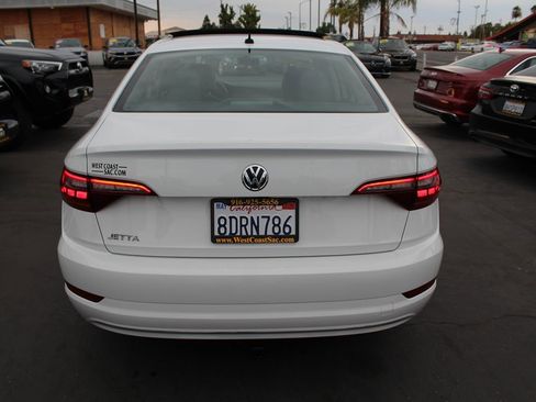 Used 2019 Volkswagen Jetta SE image 6