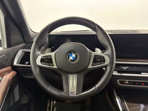 Certified 2024 BMW X7 xDrive40i w/ M Sport Package AWD/4WD image 34