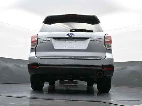 Used 2017 Subaru Forester 2.5i Touring w/ Popular Package #2 image 26