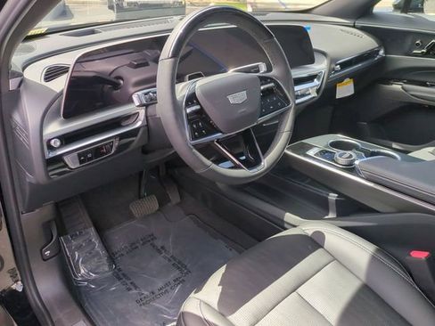 New 2026 Cadillac Lyriq Sport RWD image 10