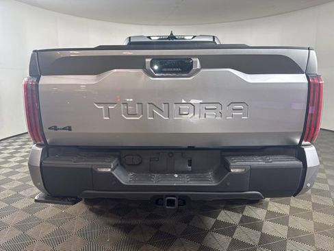 Used 2024 Toyota Tundra Limited image 23