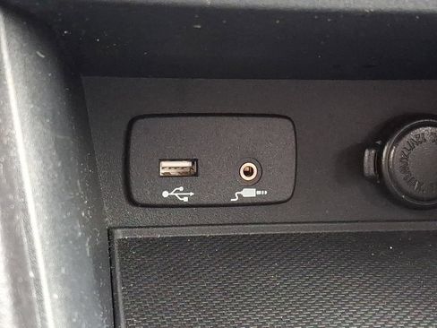 Used 2021 Subaru Crosstrek 2.0i image 24