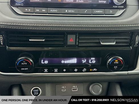 Certified 2021 Nissan Rogue SV FWD image 15