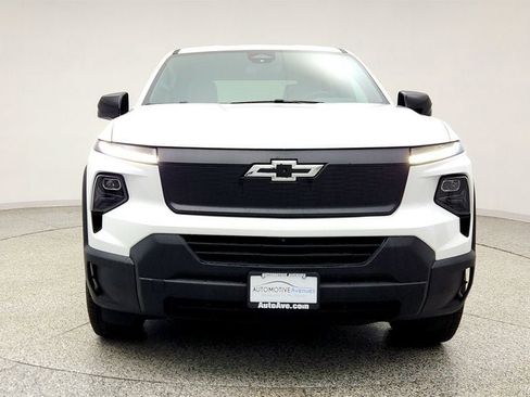 Used 2024 Chevrolet Silverado EV W/T AWD/4WD image 2
