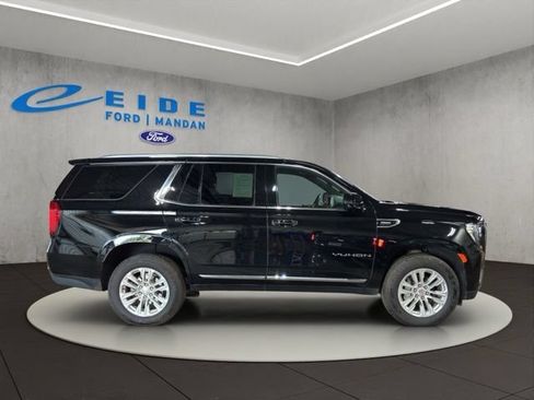 Used 2023 GMC Yukon SLT w/ SLT Luxury Package AWD/4WD image 13