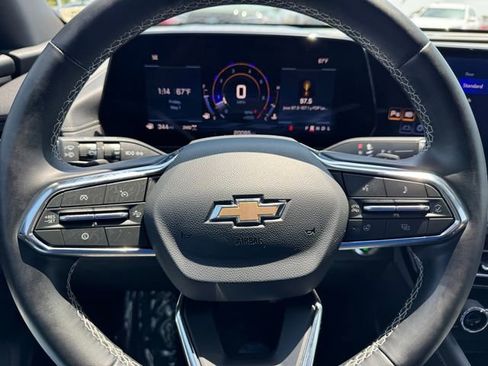 Certified 2025 Chevrolet Traverse LT AWD/4WD image 20