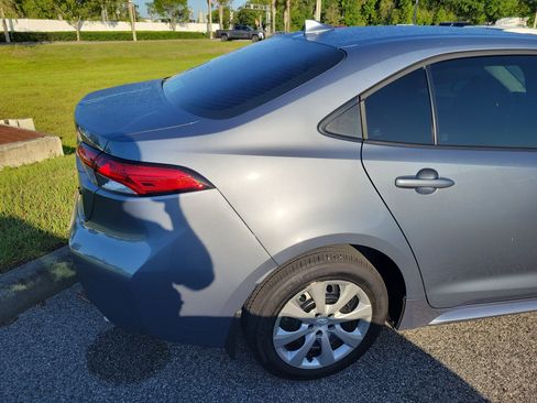 Used 2025 Toyota Corolla LE image 7