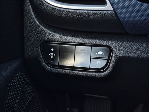 Used 2021 Kia Seltos S image 24