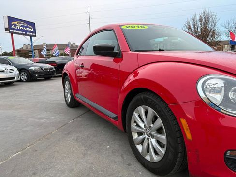 Used 2014 Volkswagen Beetle 1.8T image 2