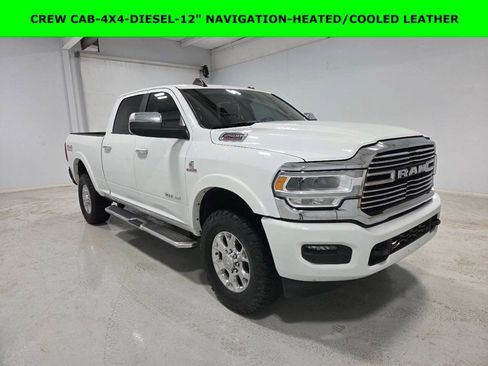 Used 2022 RAM 2500 Laramie AWD/4WD image 1