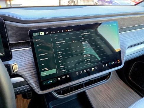 Used 2023 Rivian R1S Launch Edition AWD/4WD image 45