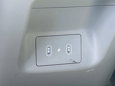 Used 2025 Hyundai Tucson Limited image 25