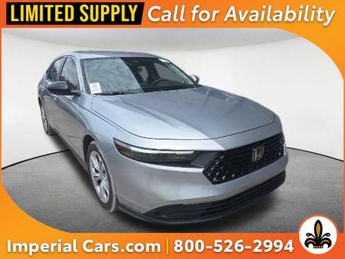 Used 2025 Honda Accord LX image 1