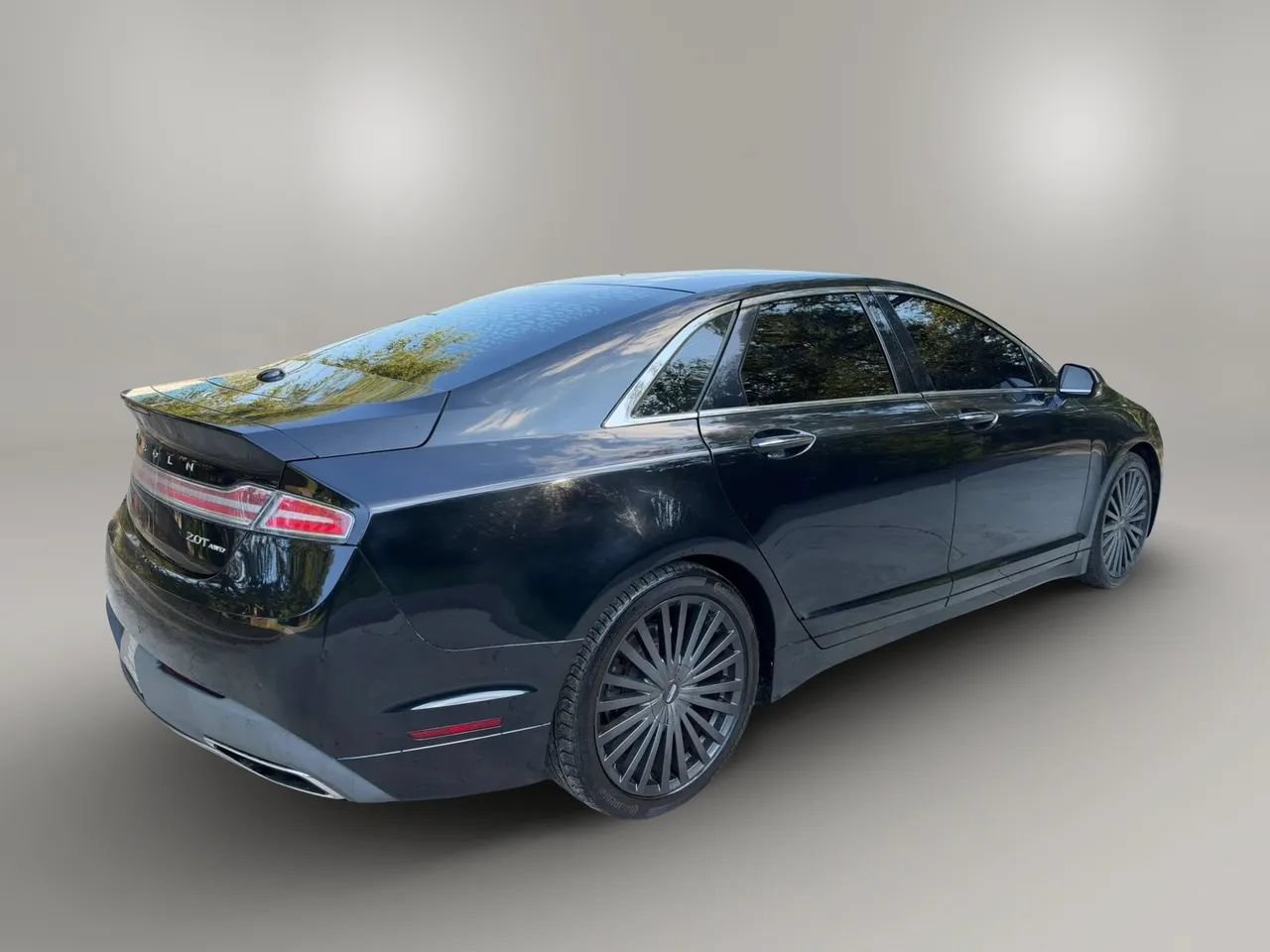 Used 2017 Lincoln MKZ Reserve w/ Climate Package AWD/4WD image 8