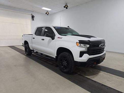 Used 2023 Chevrolet Silverado 1500 LT Trail Boss w/ Protection Package AWD/4WD image 2