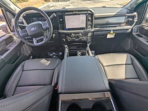 New 2026 Ford F450 Lariat w/ Chrome Package image 16