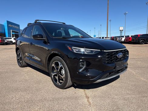 Used 2023 Ford Escape ST-Line Elite image 7