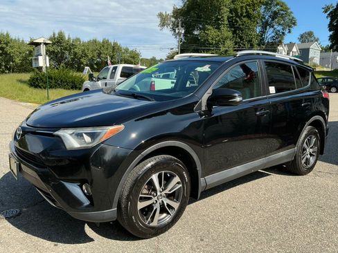 Used 2016 Toyota RAV4 XLE AWD/4WD image 1