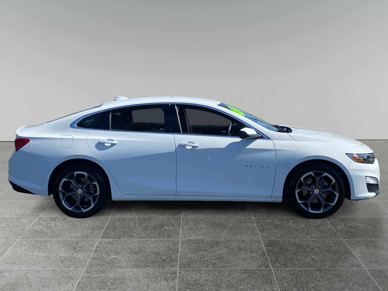 Used 2024 Chevrolet Malibu LT FWD image 6