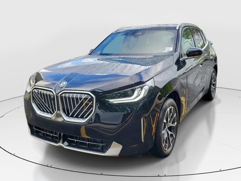 Used 2026 BMW X3 xDrive30 image 3