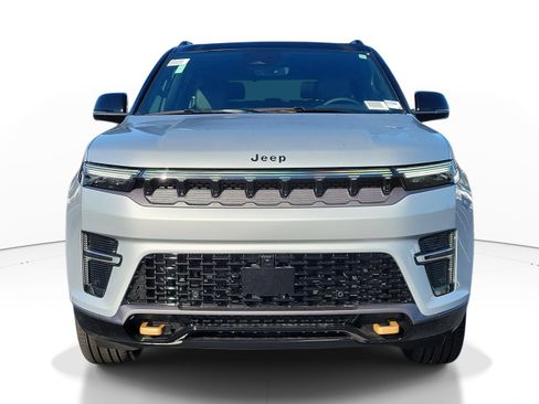 New 2026 Jeep Grand Wagoneer 4WD image 2