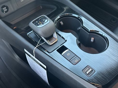 New 2026 Nissan Rogue SV FWD image 31