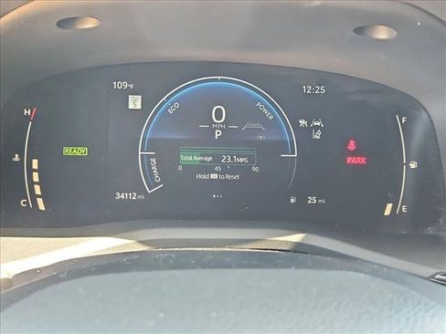 Used 2025 Toyota Camry SE FWD image 13