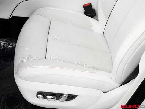 Used 2024 Rolls-Royce Ghost AWD/4WD image 44
