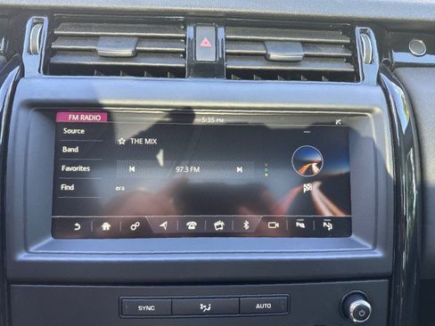 Used 2019 Land Rover Discovery SE AWD/4WD image 33