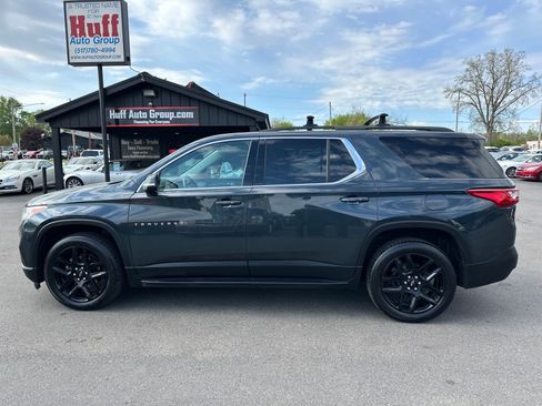 Used 2021 Chevrolet Traverse LT w/ LPO, 'HIT The Road' Package AWD/4WD image 6