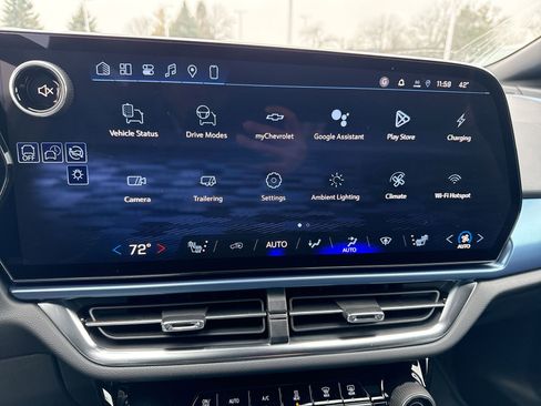 New 2026 Chevrolet Equinox EV LT w/ LPO, All-Weather Mat Package AWD/4WD image 45