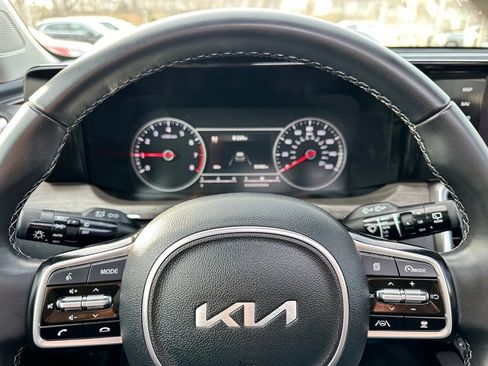 Used 2023 Kia Sorento X-Line EX image 28