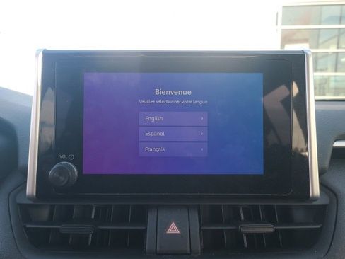 Used 2025 Toyota RAV4 XLE image 28