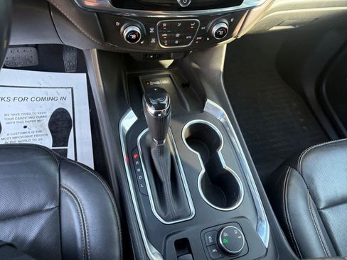 Used 2018 Chevrolet Traverse Premier w/ LPO, Floor Liner Package AWD/4WD image 15