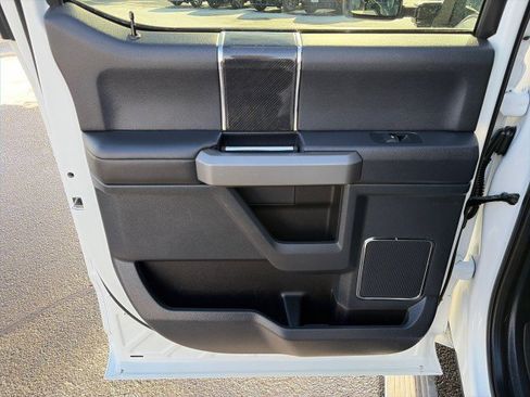 Used 2022 Ford F350 Platinum w/ FX4 Off-Road Package image 25